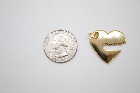 18K Gold Filled Heart With Key Outline Pendant Charm (A270) - Freeyouthzbandz